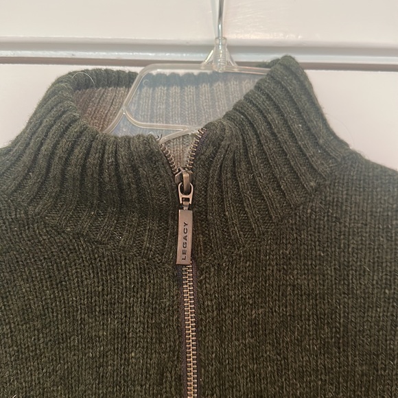 Legacy brand new green 100% wool zip up sweater size L - Picture 2 of 6